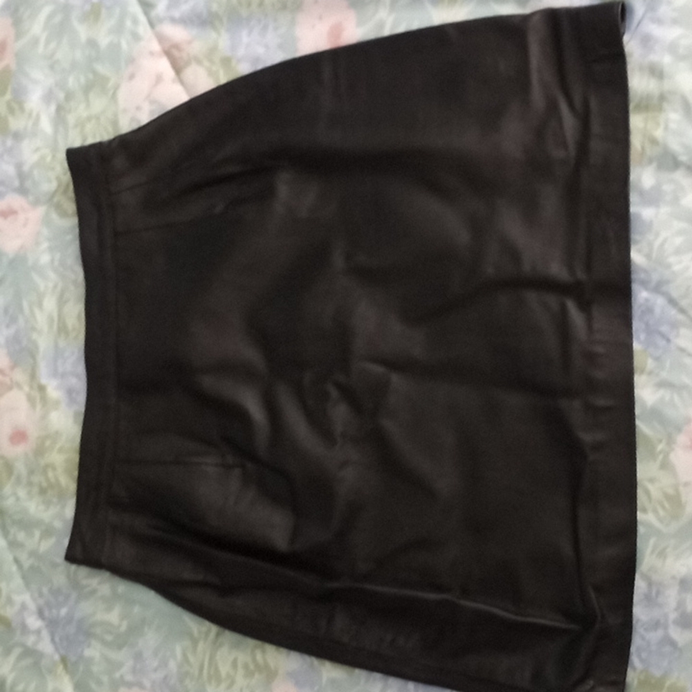 Leather skirt